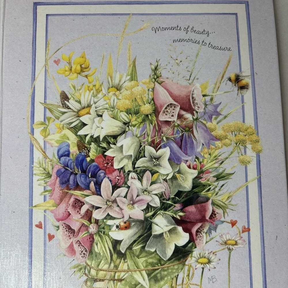 Hallmark Marjolein Bastin Photo Album Flower‎ Bouquet Nature's Sketchbook Purple